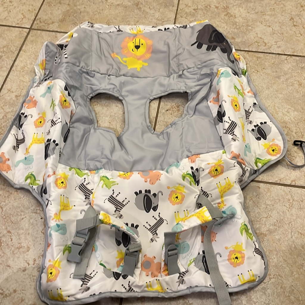 Unsure Of Brand Traveling Baby High ChairGrocery Cart Cover Never Used